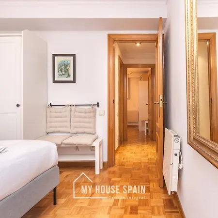 Myhousespain - Piso Amplio En El Centro De Appartement
