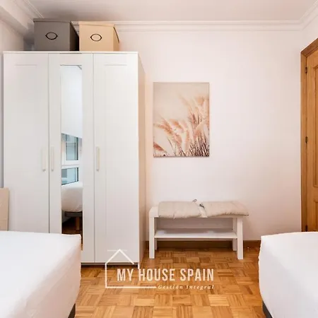 Myhousespain - Piso Amplio En El Centro De Apartament Gijón