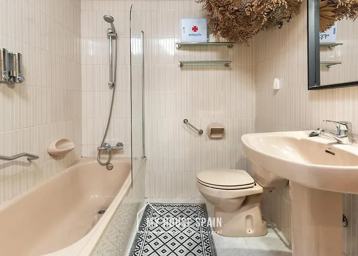 Myhousespain - Piso Amplio En El Centro De * גיחון