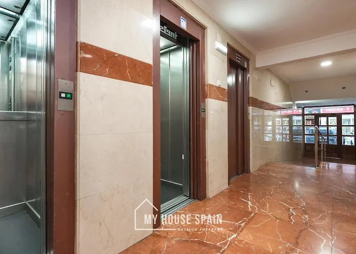 Myhousespain - Piso Amplio En El Centro De Gijón