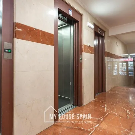 Myhousespain - Piso Amplio En El Centro De Gijon