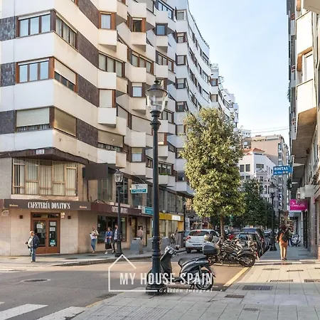 Myhousespain - Piso Amplio En El Centro De Apartment *